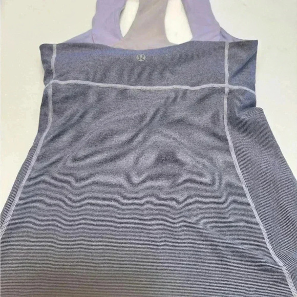 Lululemon tank with build in bra racer back lavender & gray excellent size 4 - Picture 7 of 8